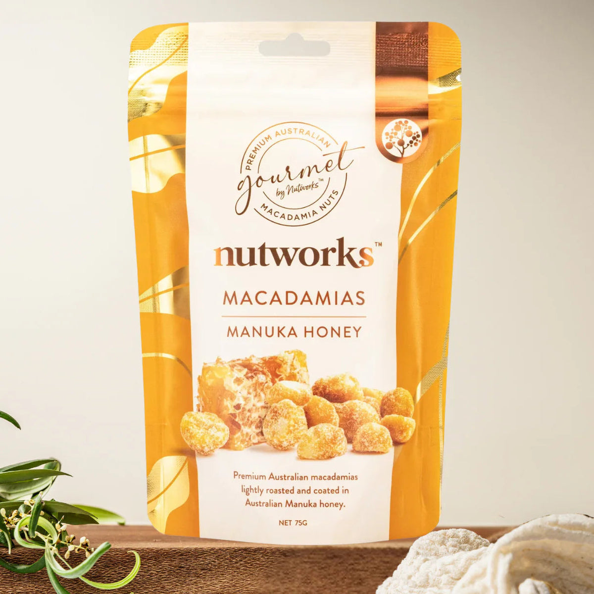 Manuka Honey Macadamias | Premium Dry Roasted Macadamia Nut Treats 75g Nutworks